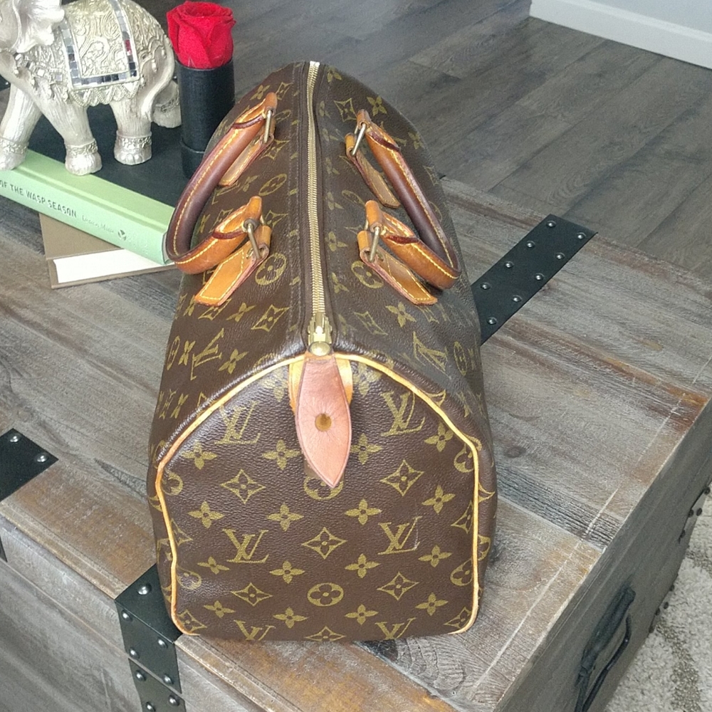 LOUIS VUITTON SPEEDY 30 *AUTHENTIC* - Picture 4 of 17